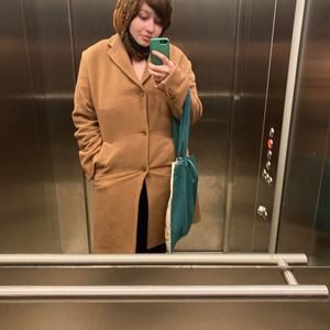 Meet your Posher, Lili